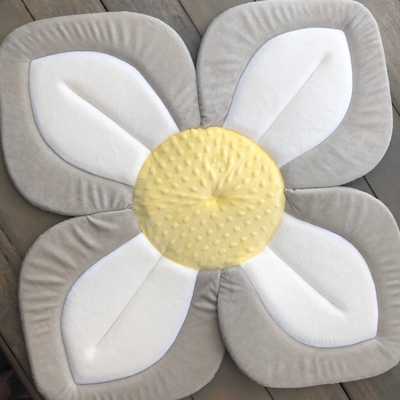 Blooming Bath Other - *SOLD*Blooming Bath (in like new condition)